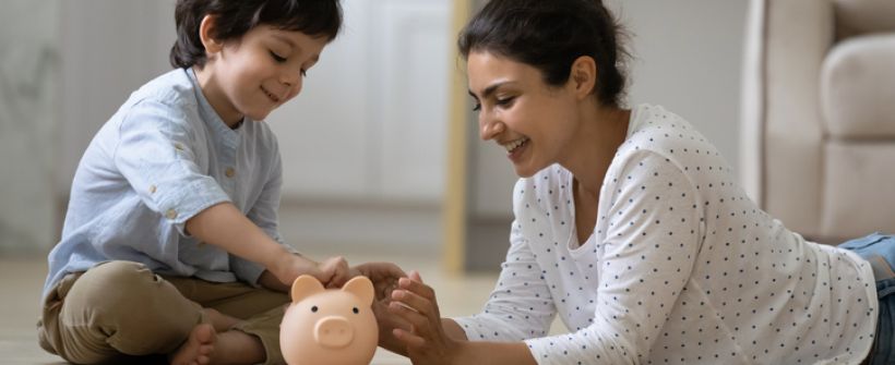 Educação financeira para crianças e adolescentes: como falar sobre dinheiro em cada fase?
