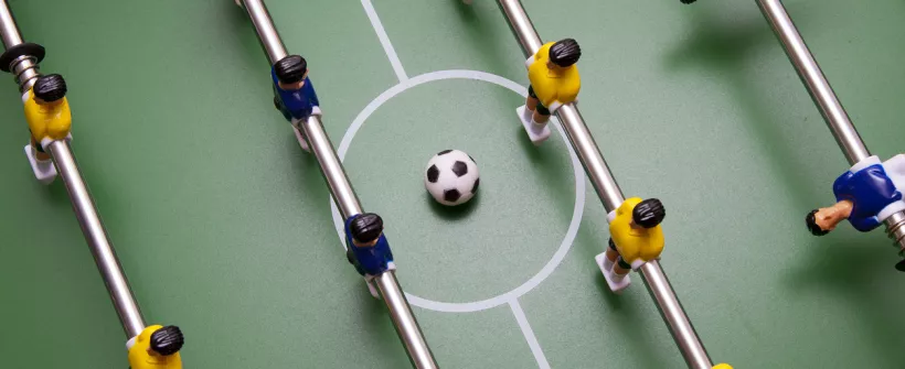 Bola em jogo: qual a relação da Copa com seus investimentos?