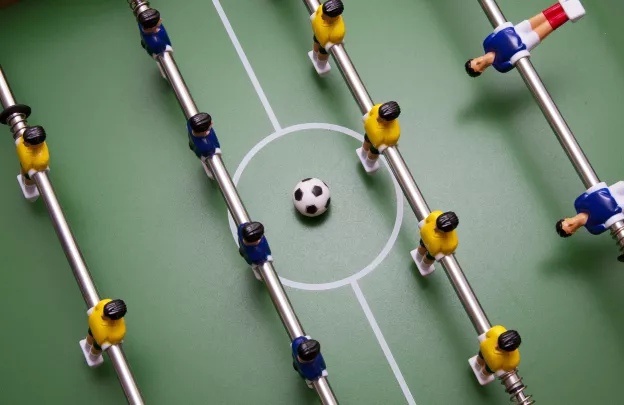 Bola em jogo: qual a relação da Copa com seus investimentos?